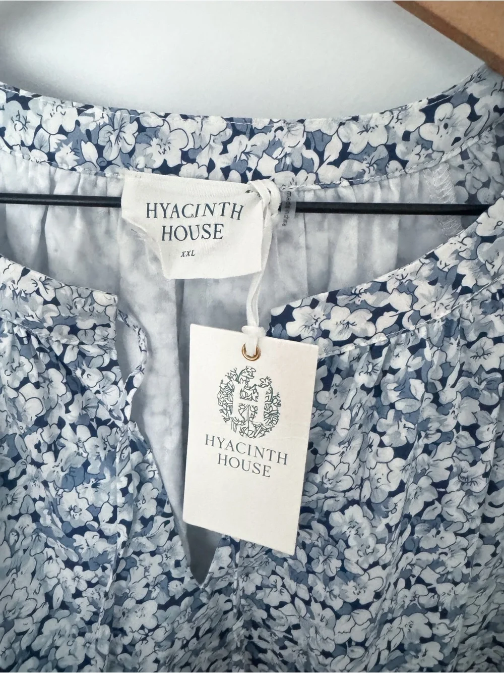 Tuckernuck Hyacinth House Davis Dress Blue Floral V- Neck NWT